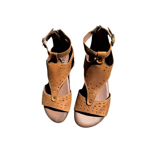 ROAN by BED STU Kit Cutout Sandals NWOT/NWOB Size 9 $125 MSRP - Picture 8 of 12